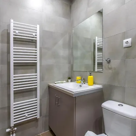 Renovated 2Bd House Close To Pireus Port Exterior photo