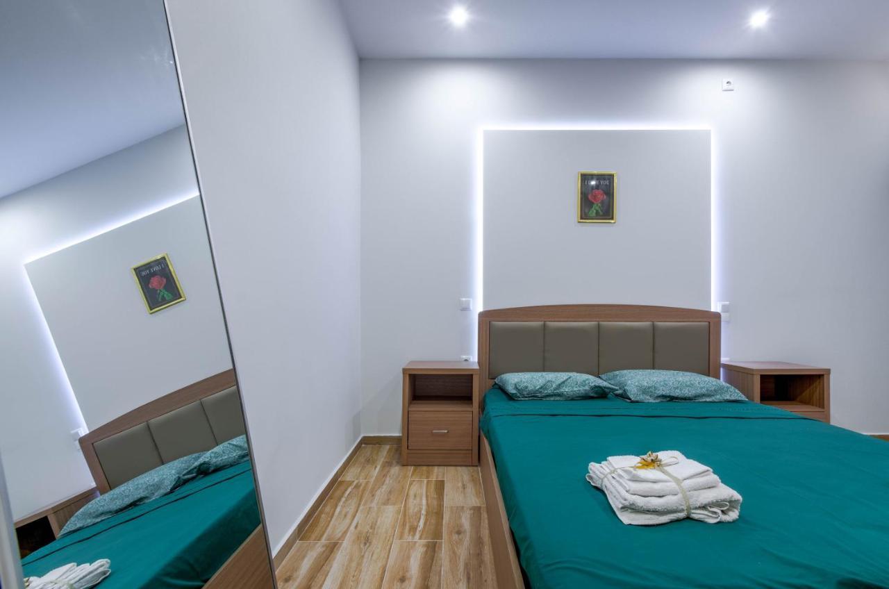 Renovated 2bd House Close To Port Piraeus