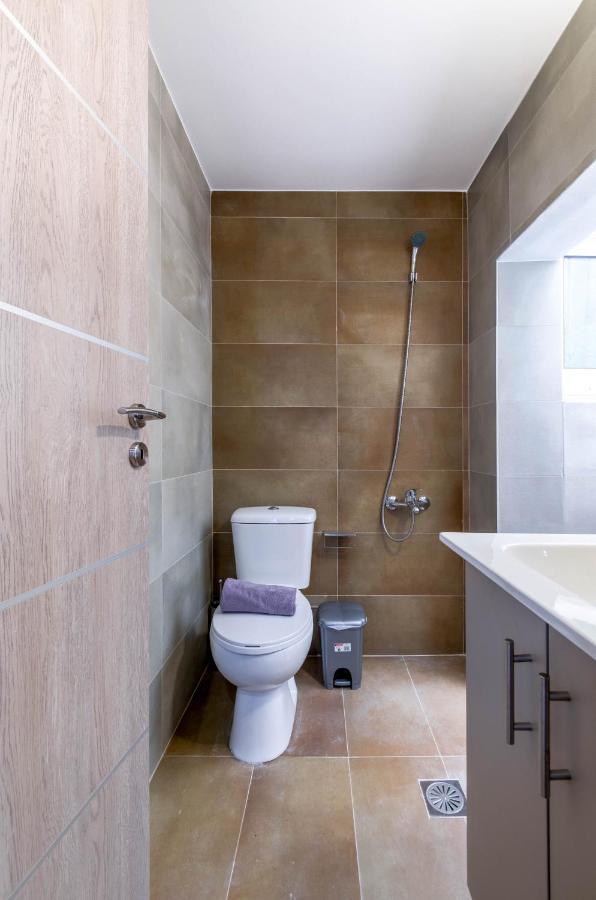 Διαμέρισμα Renovated 2bd House Close To Port Πειραιάς